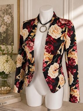 OVI Floral Open-Front Blazer - Black with Cream & Burgundy Roses